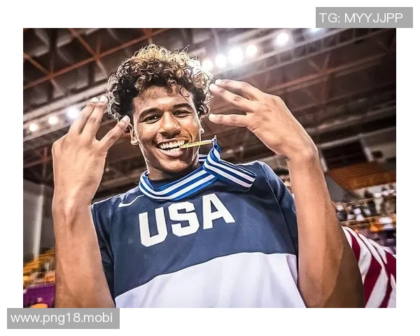 化身小铁匠!杰伦·格林20投5中贡献12分,三分8中1